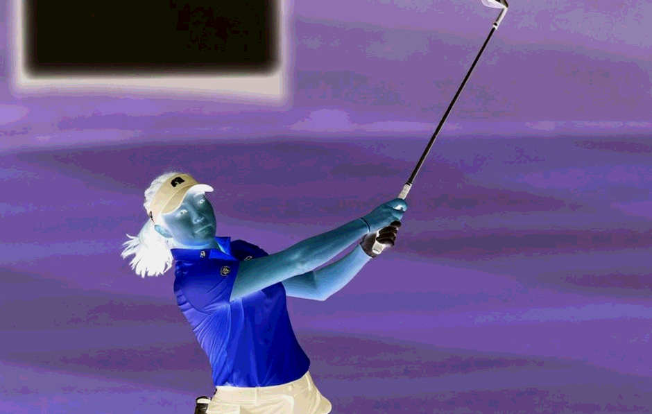 Scottie Scheffler vượt mặt Tiger Woods trên bảng xếp hạng tiền thưởng mà Woods đã thống trị suốt 26 năm