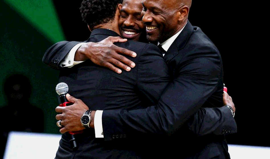 Cầu thủ NBA dính chấn thương, dữ liệu phân tích cho thấy thời gian nghỉ dài hơn dự kiến Cầu thủ NBA dính chấn thương, dữ liệu phân tích cho thấy thời gian nghỉ dài hơn dự kiến