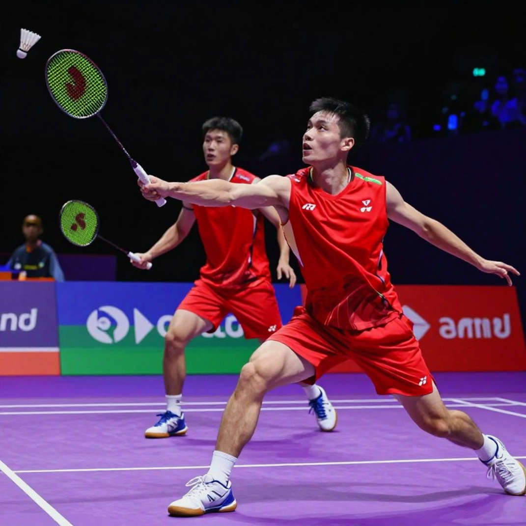 Nguyễn Tiến Minh và hành trình ở tuổi 43: Khi kinh nghiệm đánh bại chuyên môn trên sân cầu Việt Open 2026 Nguyễn Tiến Minh và hành trình ở tuổi 43: Khi kinh nghiệm đánh bại chuyên môn trên sân cầu Việt Open 2026